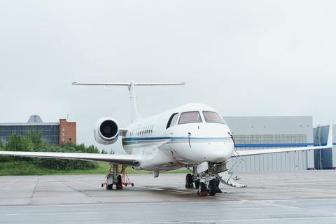 Открыть на весь экран Embraer Legacy 600 6
